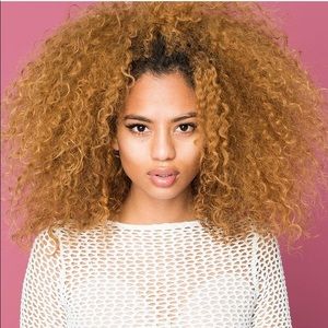 Meet your Posher, Crystal